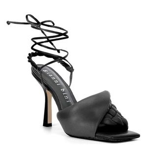 NWT Gianni Bini Dekota Twisted Band Braided Ankle Wrap Leather Sandals